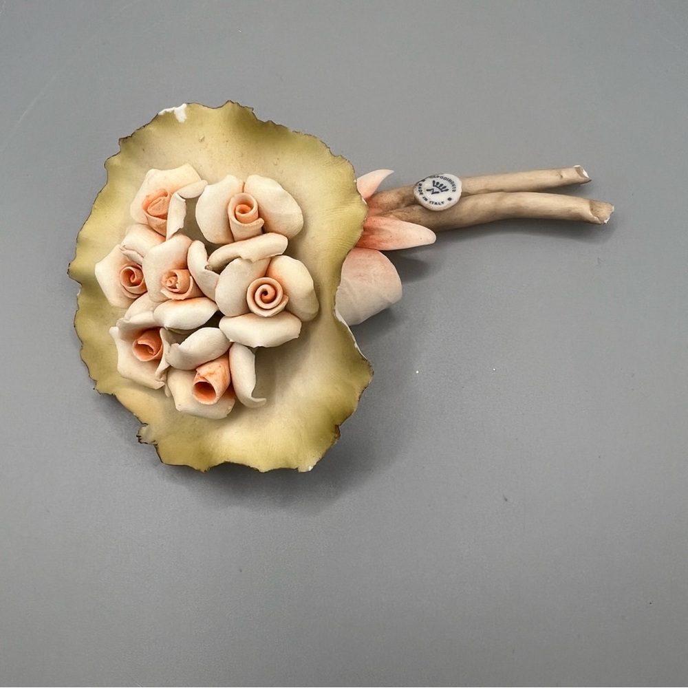 Vintage Napoleon Capodimonte Porcelain Yellow/white Rose & Rosebud Figurine